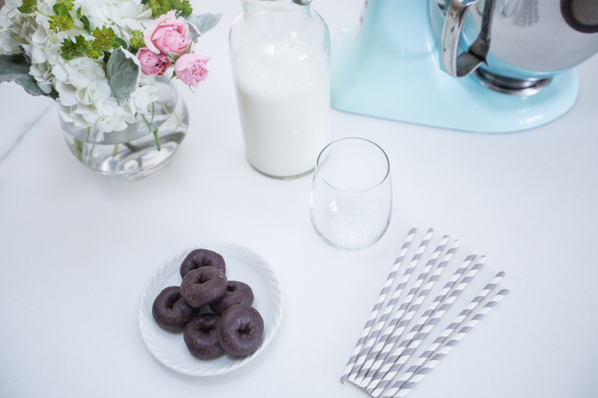 DIY Milk & Donut Straws on Fashionable Hostess2