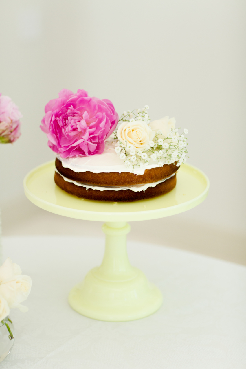 How to make a Naked Cake by Fashionable Hostess 12