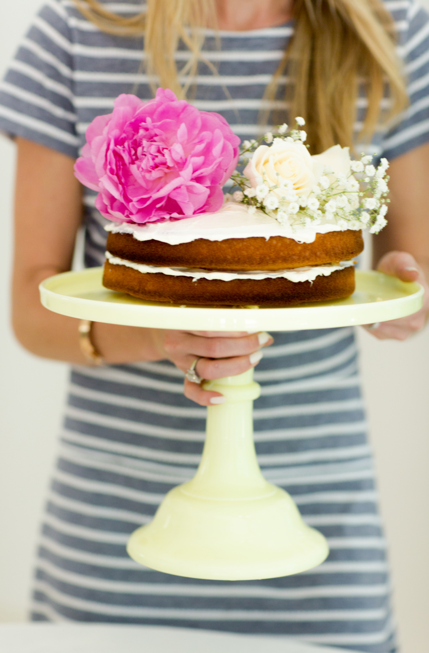 How to make a Naked Cake by Fashionable Hostess 13