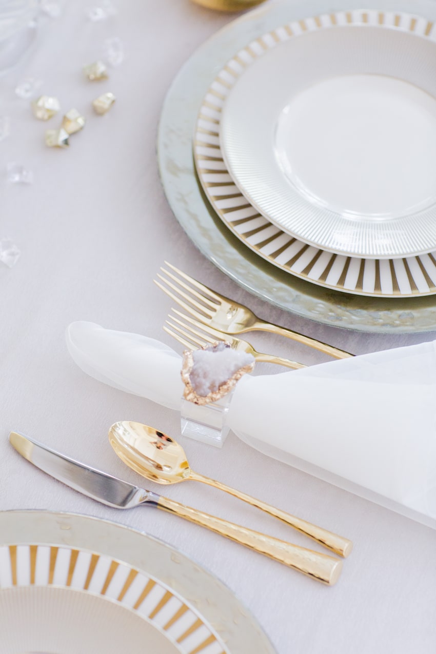 zgallerie-tableware-for-host-a-new-years-dinner-party-by-fashionable-hostess