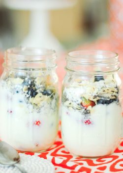 homemade yogurt parfait healthy breakfast