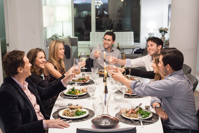Dinner Party Restaurant / Hosting a Sophisticated Dinner Party : Make online reservations, read restaurant reviews from diners, and earn points towards free meals.