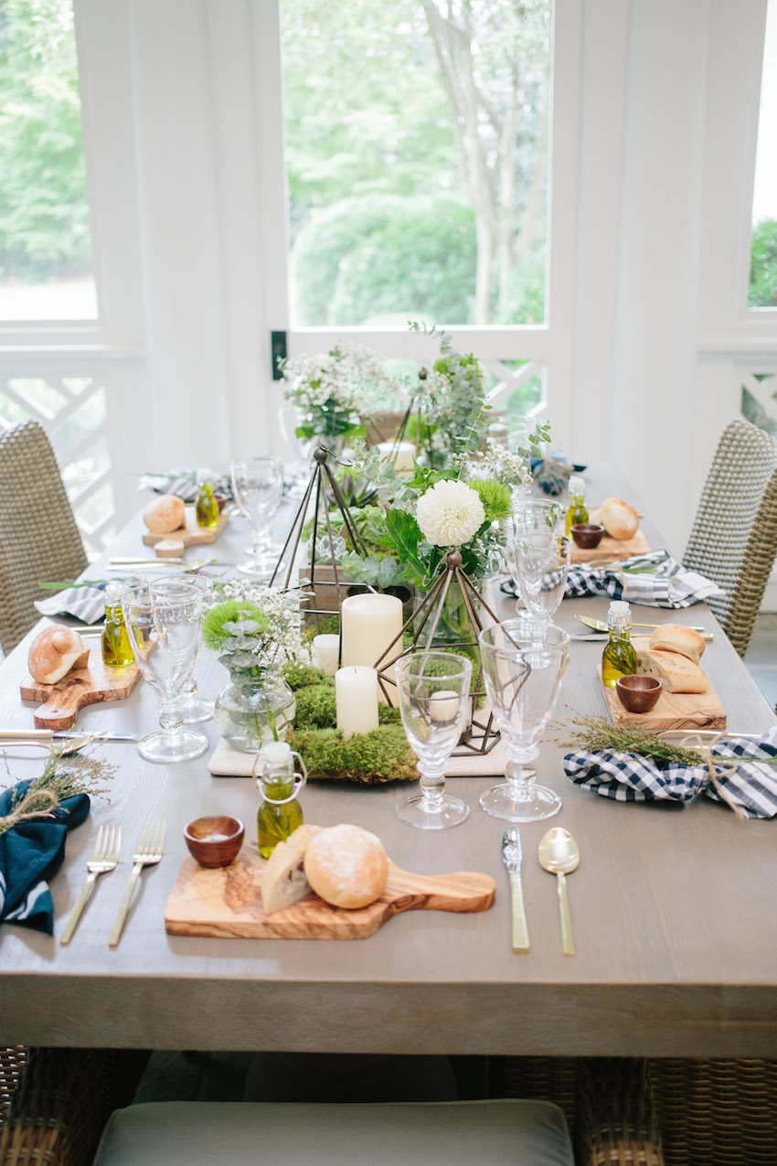 Gorgeous Summer time outdoor dinner party