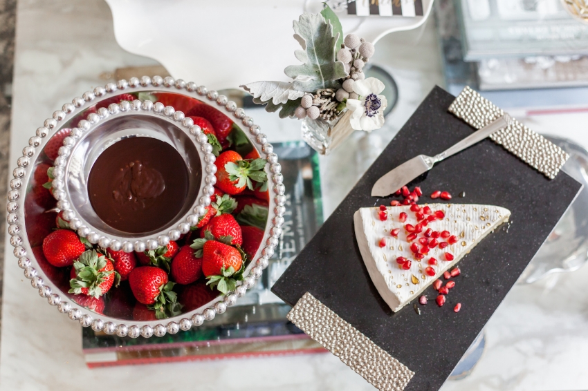 Brie-Appetizer-with-Pomegranite-Seeds-and-Strawberries-with-Chocolate-Dipping-Sauce-for-Holiday-Appetizers