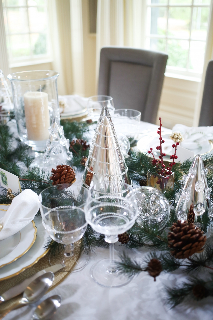 Style your Table for Christmas with Fashionable Hostess + StyleBluePrint Nashville 2