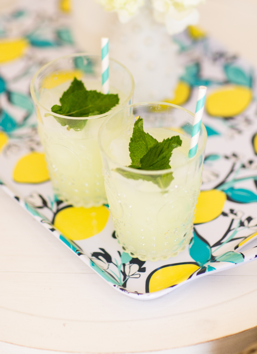 Fresh Lemonade Recipes for Memorial Day Weekend by Fashionable Hostess