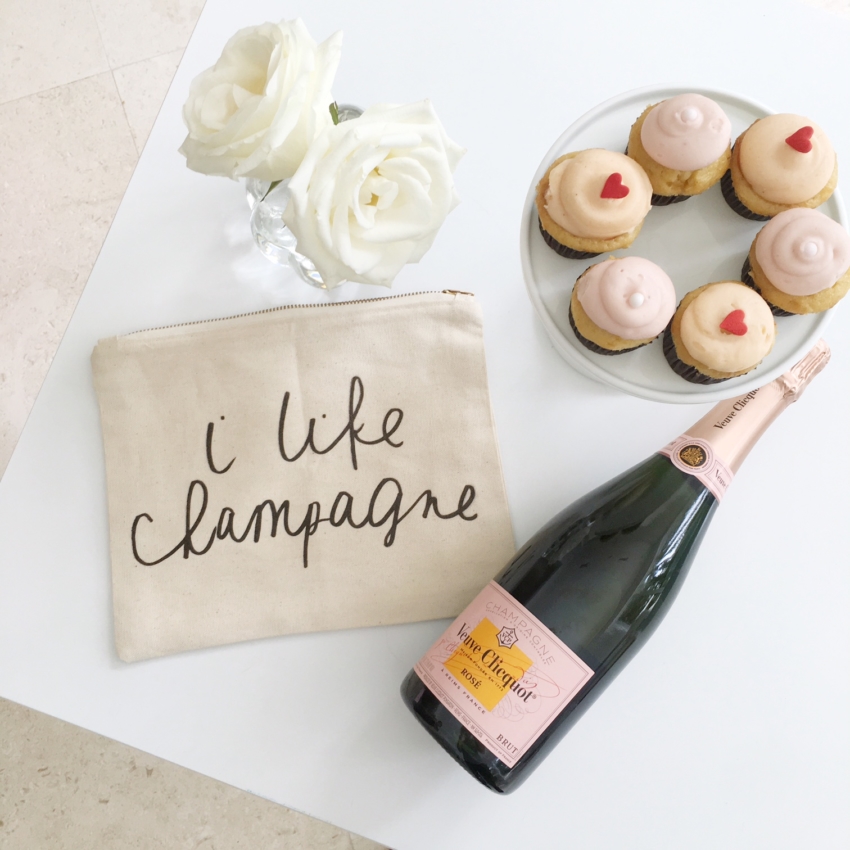 Fashionable Hostess summer ideas - drink champagne and talk about it