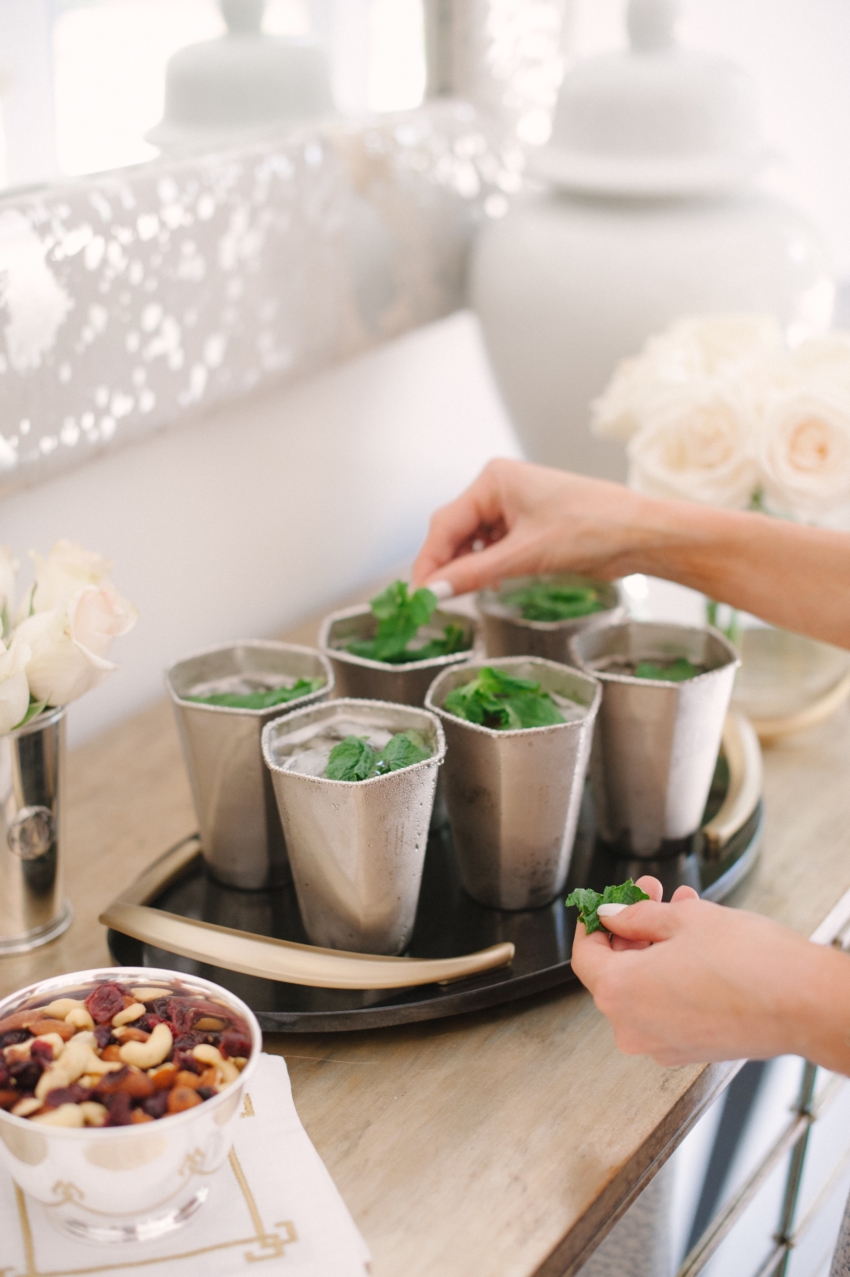 Prettiest Party Drinks by the Fashionable Hostess- home made mojitos